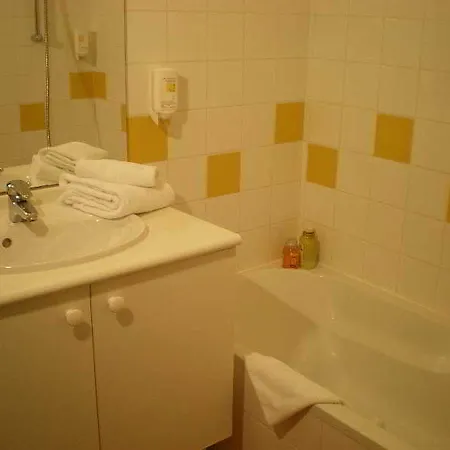 Hotel Zenitude Hôtel-résidences - La Beaujoire 3*