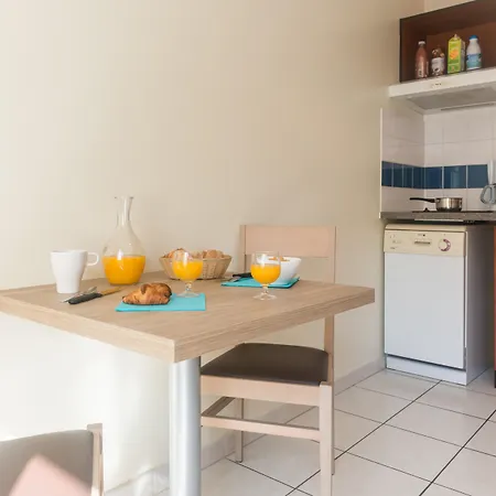 ホテル Comfort La Beaujoire 3*